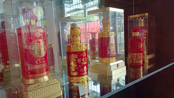 年終銷量飆升，把握純糧定制酒市場是關鍵