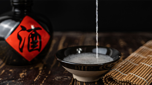 夏日炎炎，白酒到底該怎么喝？揭秘夏季飲酒的五大禁忌