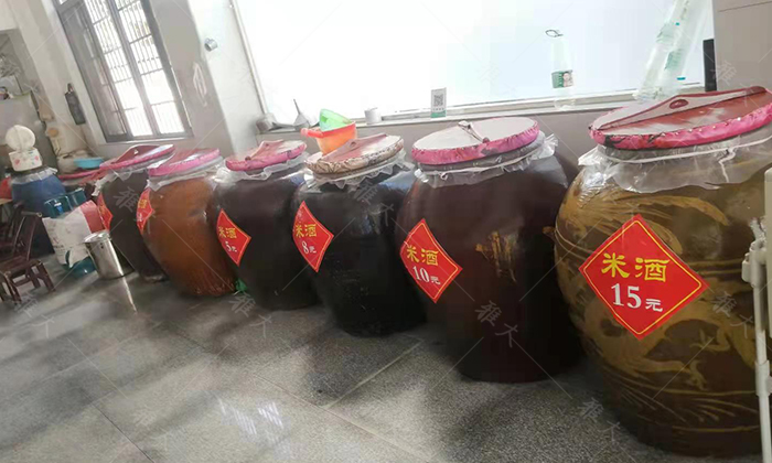 11-16王姐釀的酒口感好，種類多