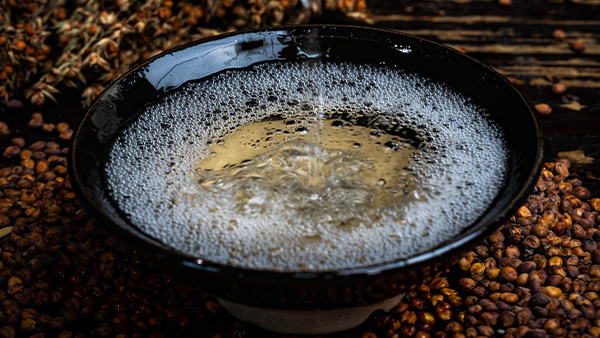 秋風(fēng)起小酌兩杯？ 喝酒要記住這6點(diǎn)不然容易傷身體??！