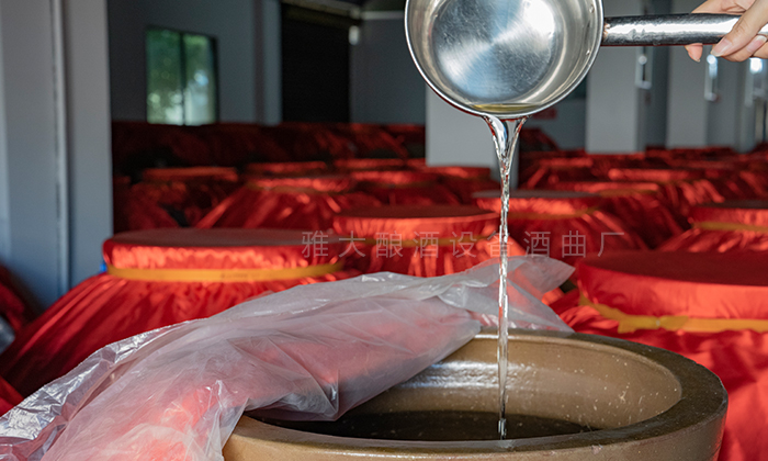 新手開(kāi)酒廠必看：5步搞定選址、小投入啟動(dòng)、合法經(jīng)營(yíng)與銷(xiāo)售渠道！ 9