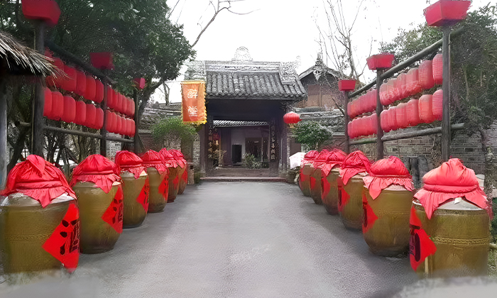 新手開(kāi)酒廠必看：5步搞定選址、小投入啟動(dòng)、合法經(jīng)營(yíng)與銷(xiāo)售渠道！1