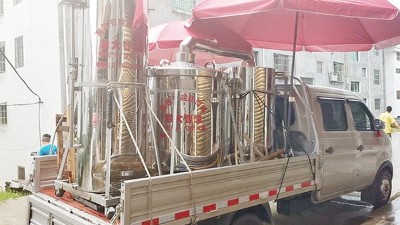 酒坊釀酒和上門釀酒都想做，有適合的新型釀酒設(shè)備嗎？