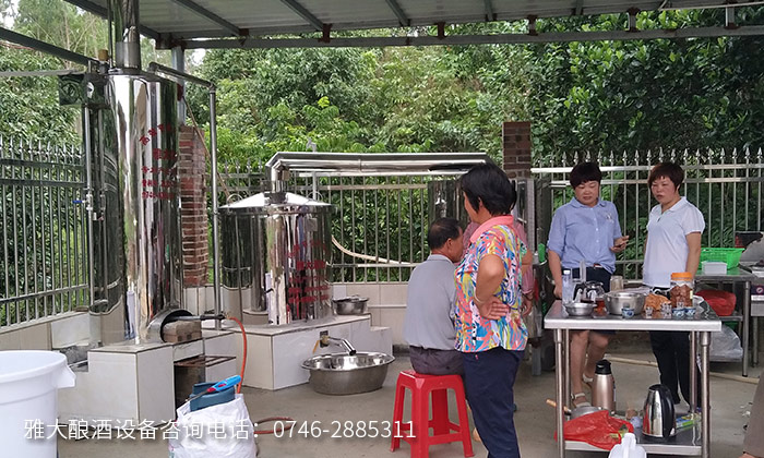 9.6中秋臨近，用雅大釀酒設(shè)備做酒的小酒坊如何備戰(zhàn)