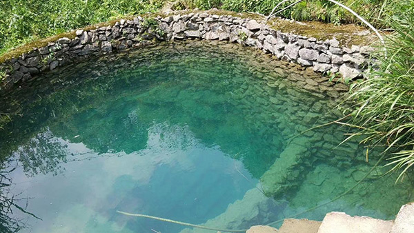 用白酒蒸餾設(shè)備開酒坊，釀造用水到底要怎么選？