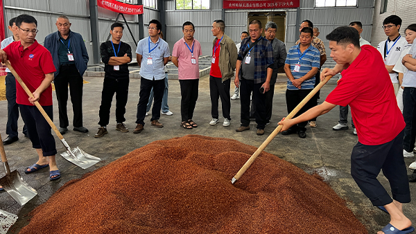 開酒廠怕技術不過關？老師傅手把手教，少花冤枉錢！