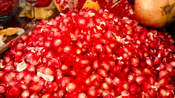 封存秋天收獲的味道，雅大釀酒設(shè)備教您釀石榴酒！