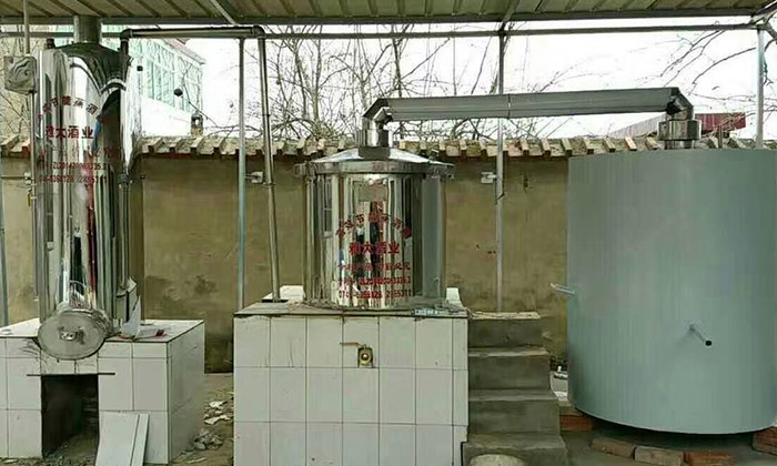 11-24雅大蒸餾釀酒設備